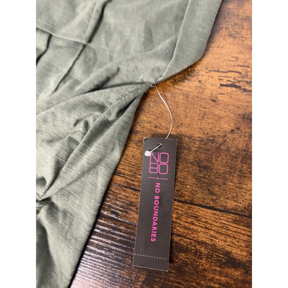 No Boundaries Sleeveless Crop Top Army Green Small NWT